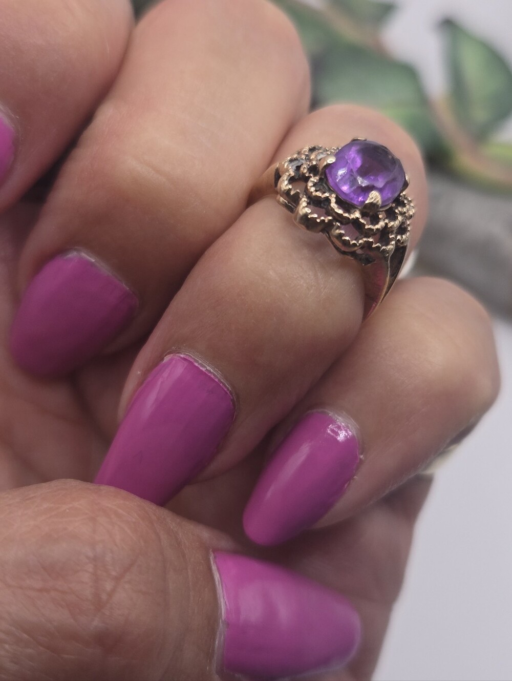 10kt Gold Ring with Purple Gemstone